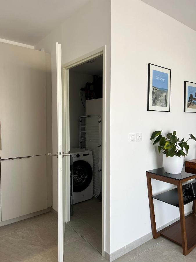 Appartement L'Apart'83 - T2 Classe 5 Etoiles - Belle Vue Sur La Baie Du Lazaret à Saint-Elme Extérieur photo